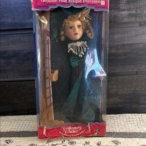 VINTAGE NEW IN BOX Porcelain Victorian Doll LIMITED EDITION BY DONNATELLA ROMONA